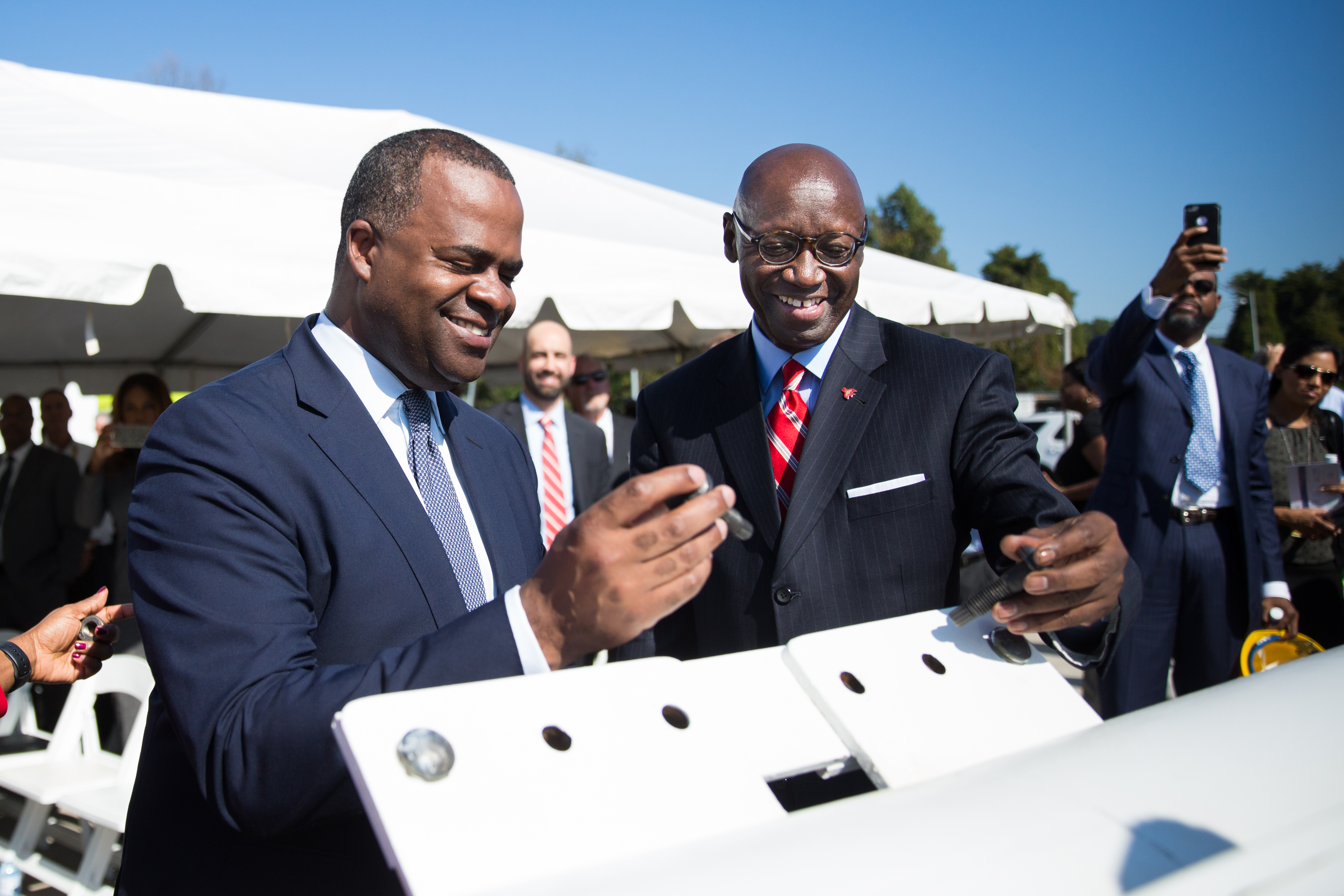 ATL marks milestone in ‘iconic’ canopy project