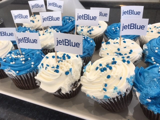 Officials, passengers celebrate JetBlue expansion at ATL