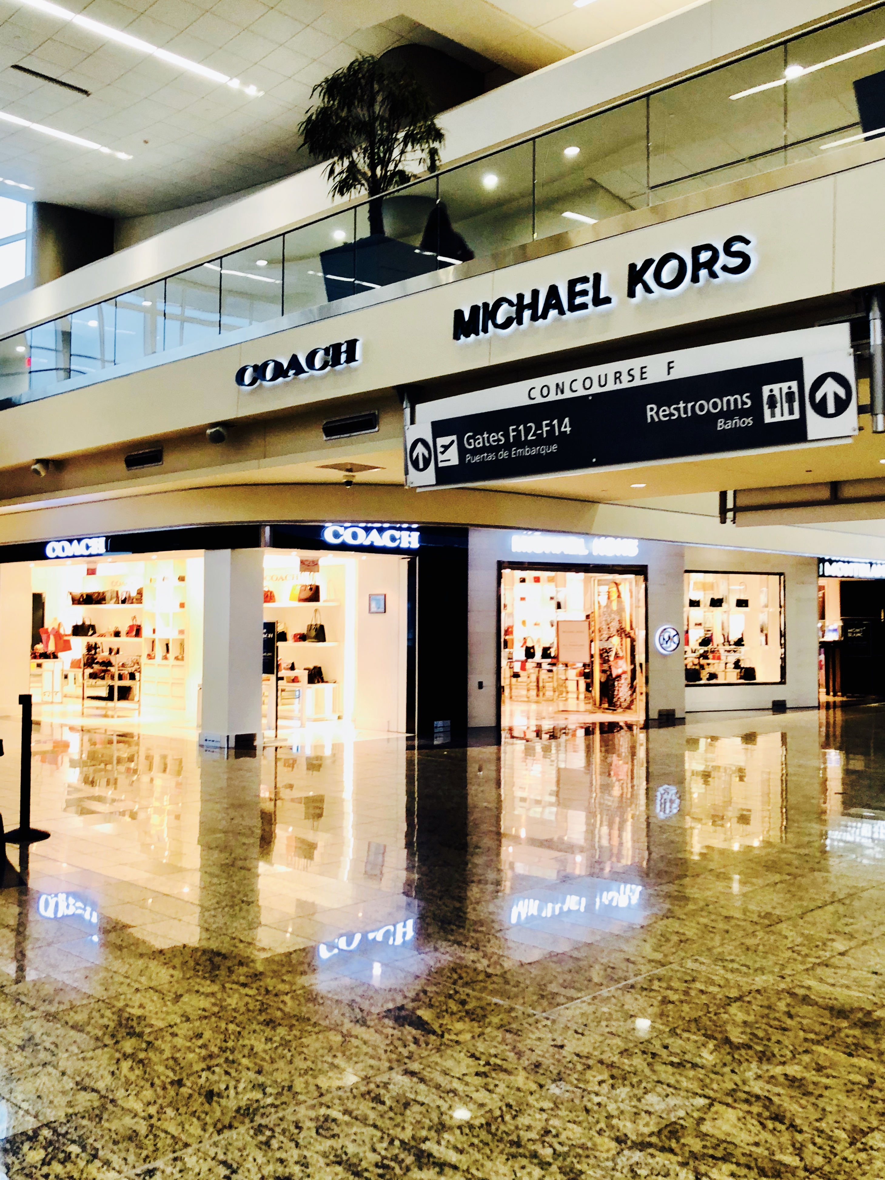 Save or Splurge? Shopping for Handbags at ATL